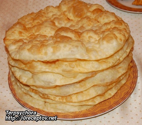 Лепешки на кислом молоке Лепешки на кислом молоке