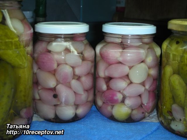 Острые маринованные луковички Острые маринованные луковички