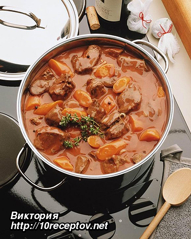 Тушёная лосятина с овощами Тушёная лосятина с овощами