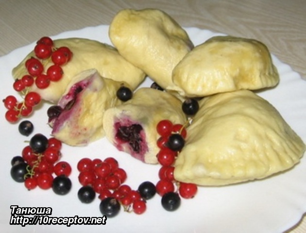 Вареники с вишней Вареники с вишней